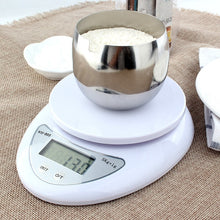 Load image into Gallery viewer, Kitchen 5000g/1g 5kg Food Diet Postal Kitchen Scales balance Measuring weighing scales LED electronic scales
